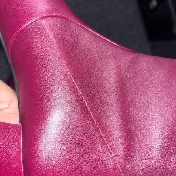 Stuart Weitzman Burgundy/Cranberry Heeled Boots. Stylish and comfortable. - Picture 8 of 12